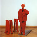 Γιώργος Λάππας, Ο απρόσεκτος, κόκκινη παραλλαγή, 1991, αλουμίνιο, σίδερο, ύφασμα, 1,30 x 1,00 x 1,00 μ.