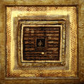 Μάριος Σπηλιόπουλος, Βασιλοκελί, 1991, κερί, κάσια, σύρμα, σκόνη χρυσού, 70 x 70 εκ.