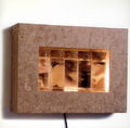 Ανδρέας Βούσουρας, Η Διάθλαση των Παίδων, 2000, ξύλο, χαρτί, φωτοτυπίες, νερό, ποτήρια, πλέξιγκλας, φως