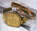 Αφροδίτη Λίτη, Ζευγάρι οικογενειακών δαχτυλιδιών, 2002, χαλκός, κρύσταλλο, πέτρα, 45 x 45 εκ.